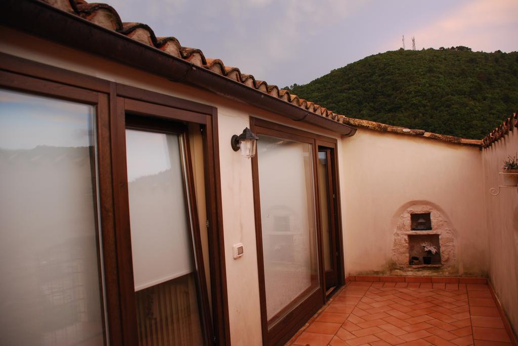 Il Paradiso Nel Borgo Arrone Extérieur photo